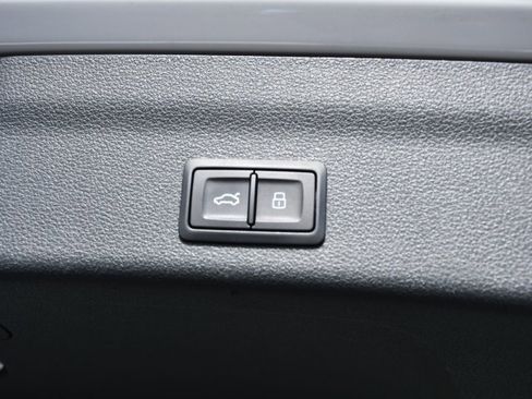 Used 2020 Audi A6 3.0T allroad Premium Plus w/ Driver Assistance Package image 29