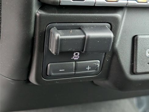 Used 2023 Chevrolet Silverado 1500 Custom image 23