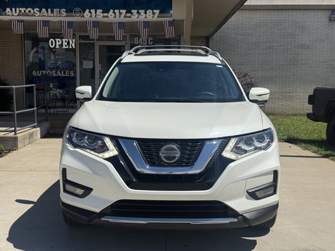 Used 2020 Nissan Rogue SL w/ Premium Package FWD image 2
