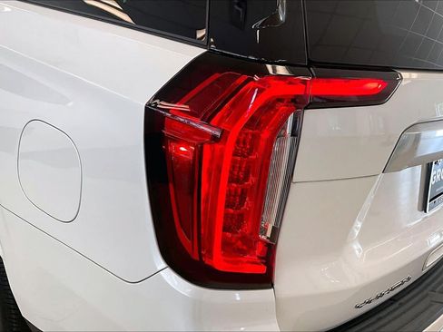 Used 2021 GMC Yukon XL Denali RWD image 27