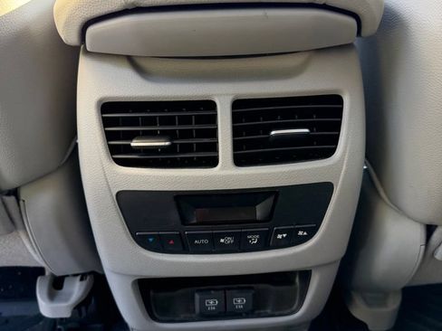 Used 2017 Acura MDX SH-AWD image 15