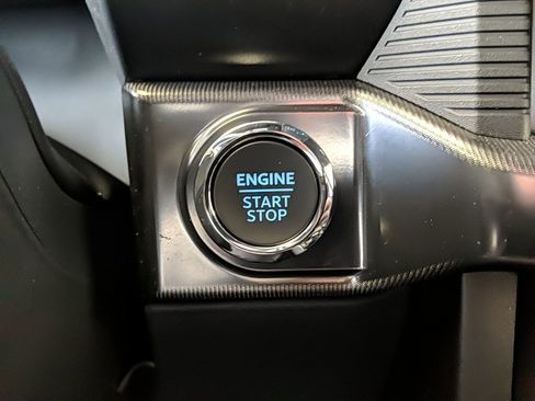 Used 2025 Ford F150 Raptor image 29