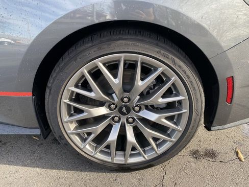 Used 2025 Ford Mustang GT Premium image 30