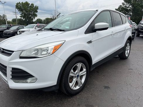 Used 2016 Ford Escape SE AWD/4WD image 9