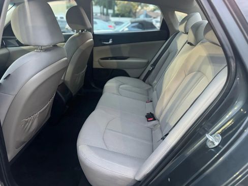Used 2016 Kia Optima LX image 12
