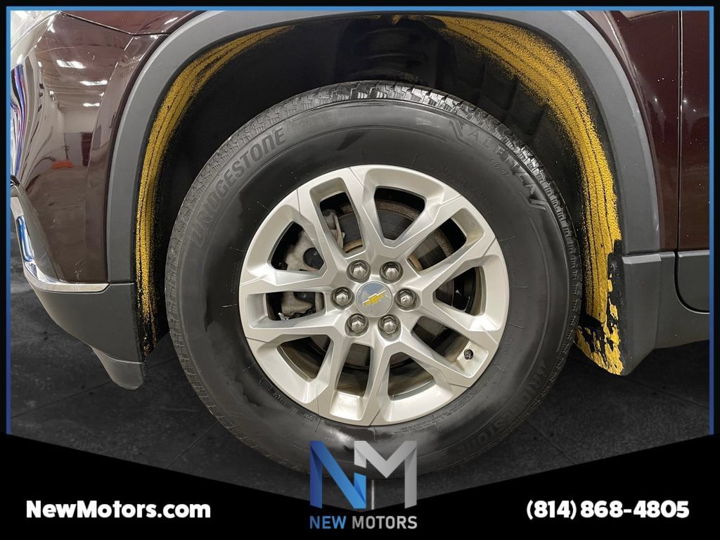Used 2020 Chevrolet Traverse LT AWD/4WD image 14