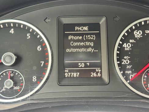 Used 2017 Volkswagen Tiguan Wolfsburg Edition image 22