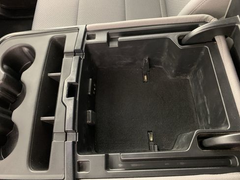 Used 2019 Chevrolet Silverado 2500 W/T AWD/4WD image 25