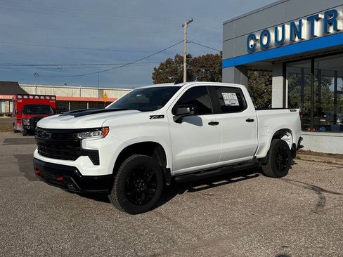 New 2024 Chevrolet Silverado 1500 LT Trail Boss w/ LPO, Dark Essentials Package image 4