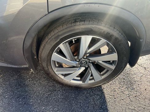 Used 2019 Nissan Murano Platinum image 25