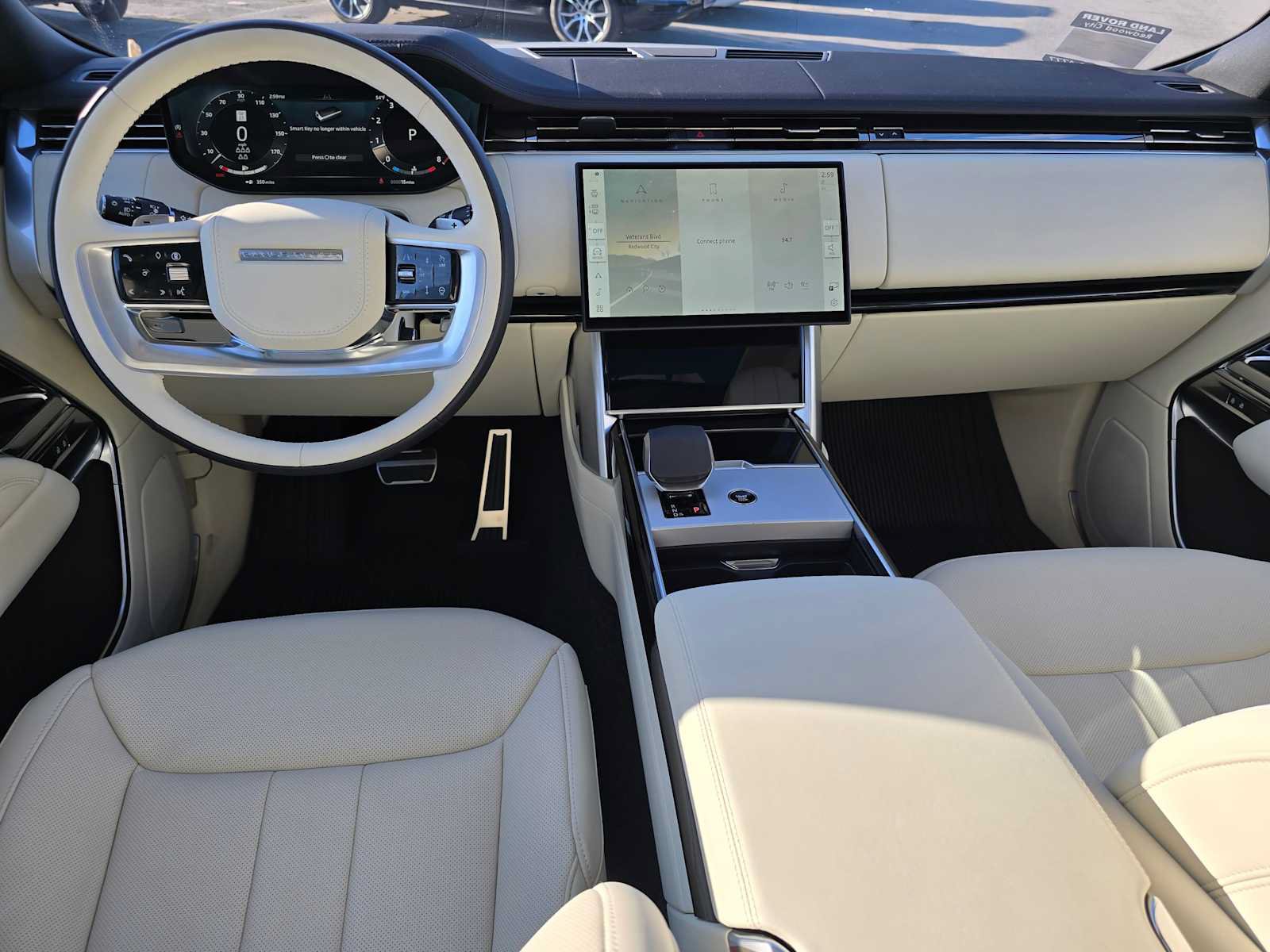 New 2025 Land Rover Range Rover Long Wheelbase SE AWD/4WD image 18