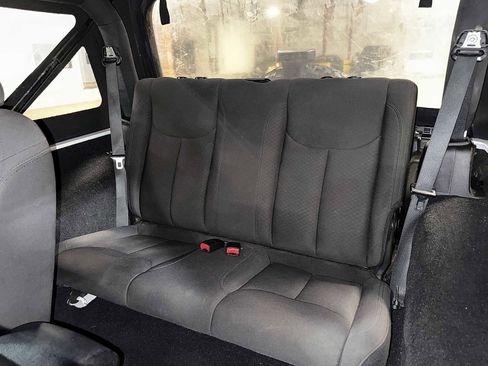 Used 2014 Jeep Wrangler Sport image 16