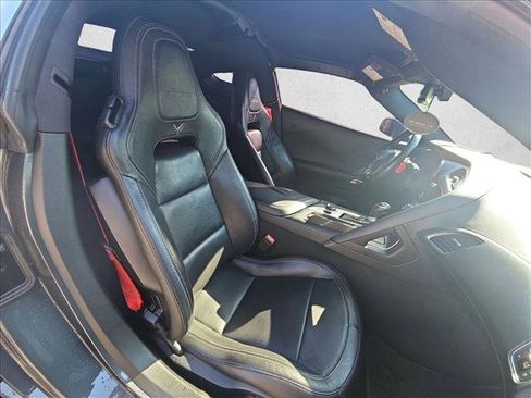 Used 2017 Chevrolet Corvette Z06 RWD image 16