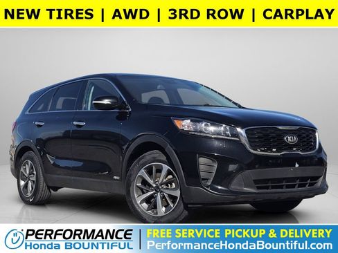 Used 2020 Kia Sorento AWD V6 image 1