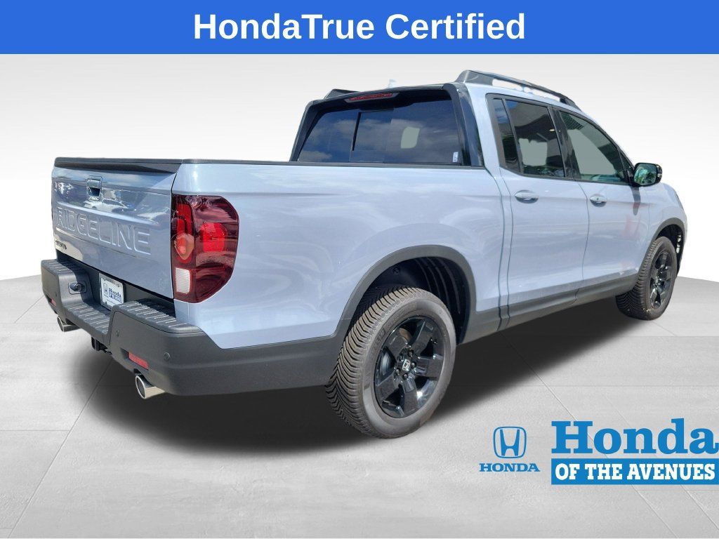 Certified 2026 Honda Ridgeline Black Edition image 5