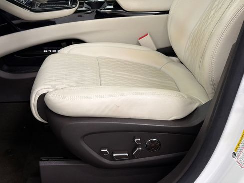 Certified 2023 Lincoln Nautilus Black Label AWD/4WD image 17
