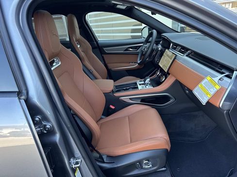 New 2026 Jaguar F-PACE R-Dynamic S AWD/4WD image 9