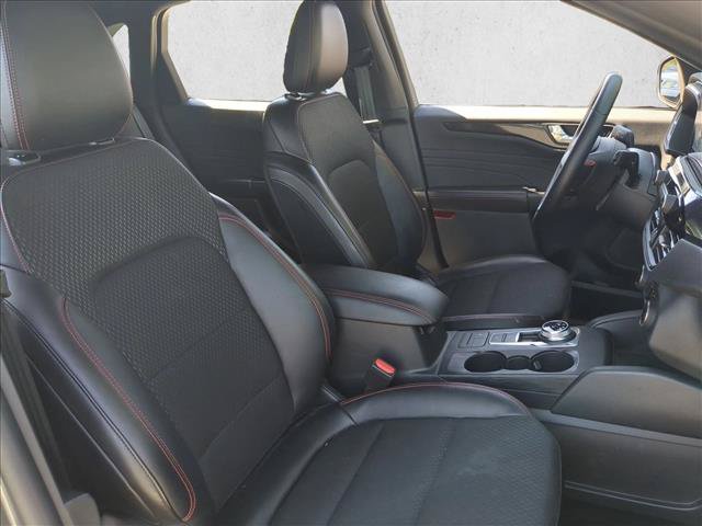 Certified 2025 Ford Escape ST-Line w/ Equipment Group 301A FWD image 20