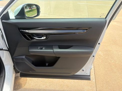 Certified 2026 Honda CR-V EX-L image 32