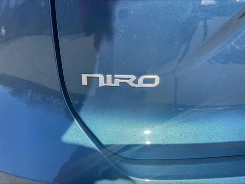 Used 2023 Kia Niro Wind w/ Wind Preserve Package FWD image 27