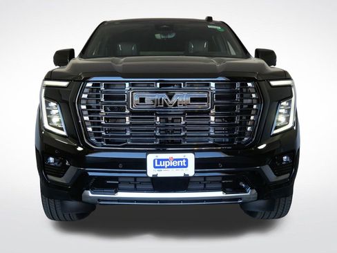 New 2026 GMC Yukon XL Denali Ultimate AWD/4WD image 8
