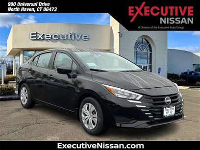 New 2025 Nissan Versa S w/ Trunk Package