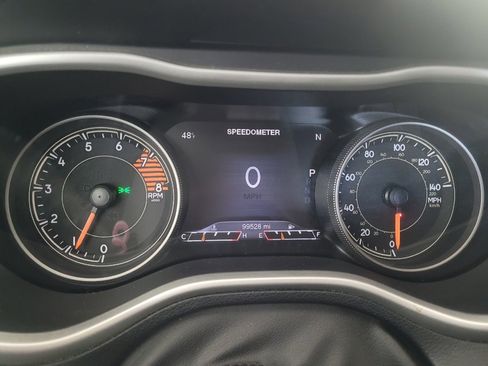 Used 2018 Jeep Cherokee Trailhawk w/ Trailer Tow Group AWD/4WD image 23