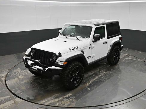 Used 2021 Jeep Wrangler Willys image 22