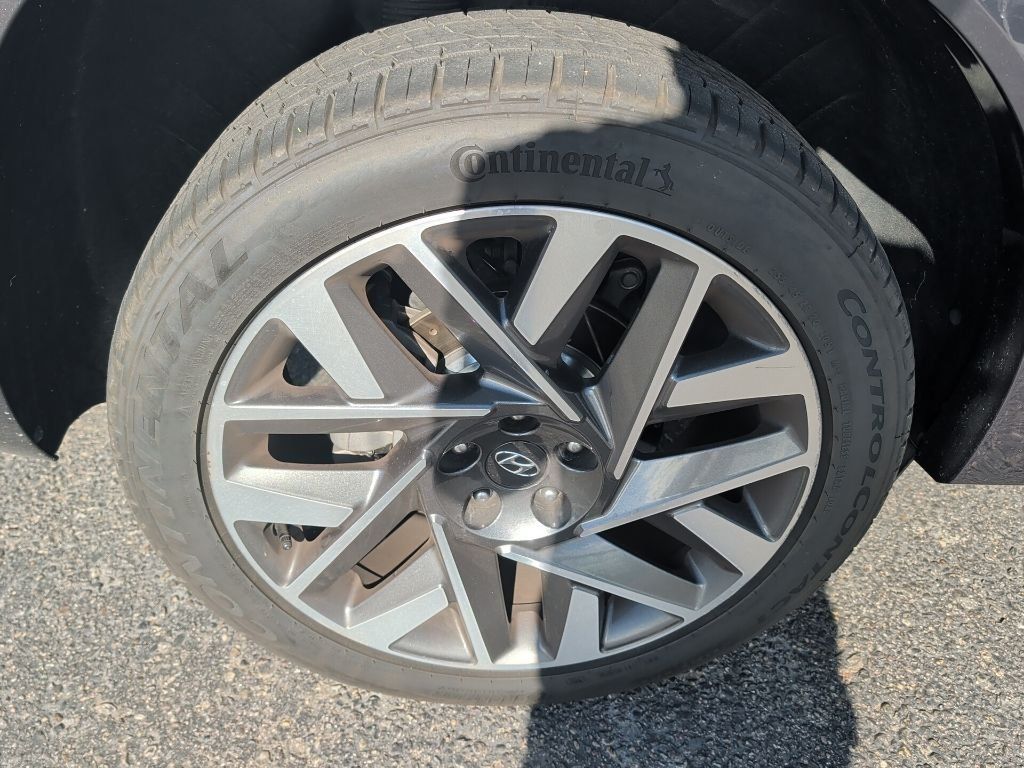 Used 2022 Hyundai Santa Fe Calligraphy AWD/4WD image 4