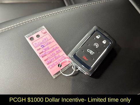 New 2026 Jeep Grand Cherokee L Limited image 27