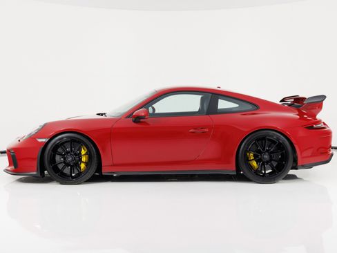 Used 2018 Porsche 911 GT3 RWD image 6