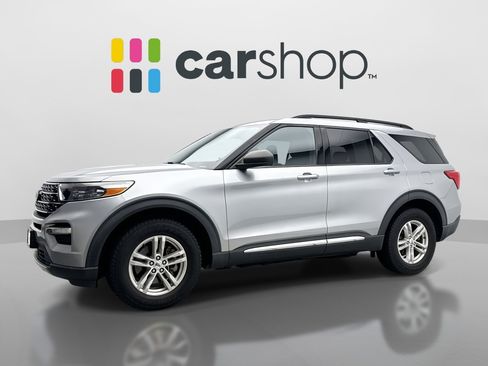 Used 2020 Ford Explorer XLT w/ Equipment Group 202A AWD/4WD image 1