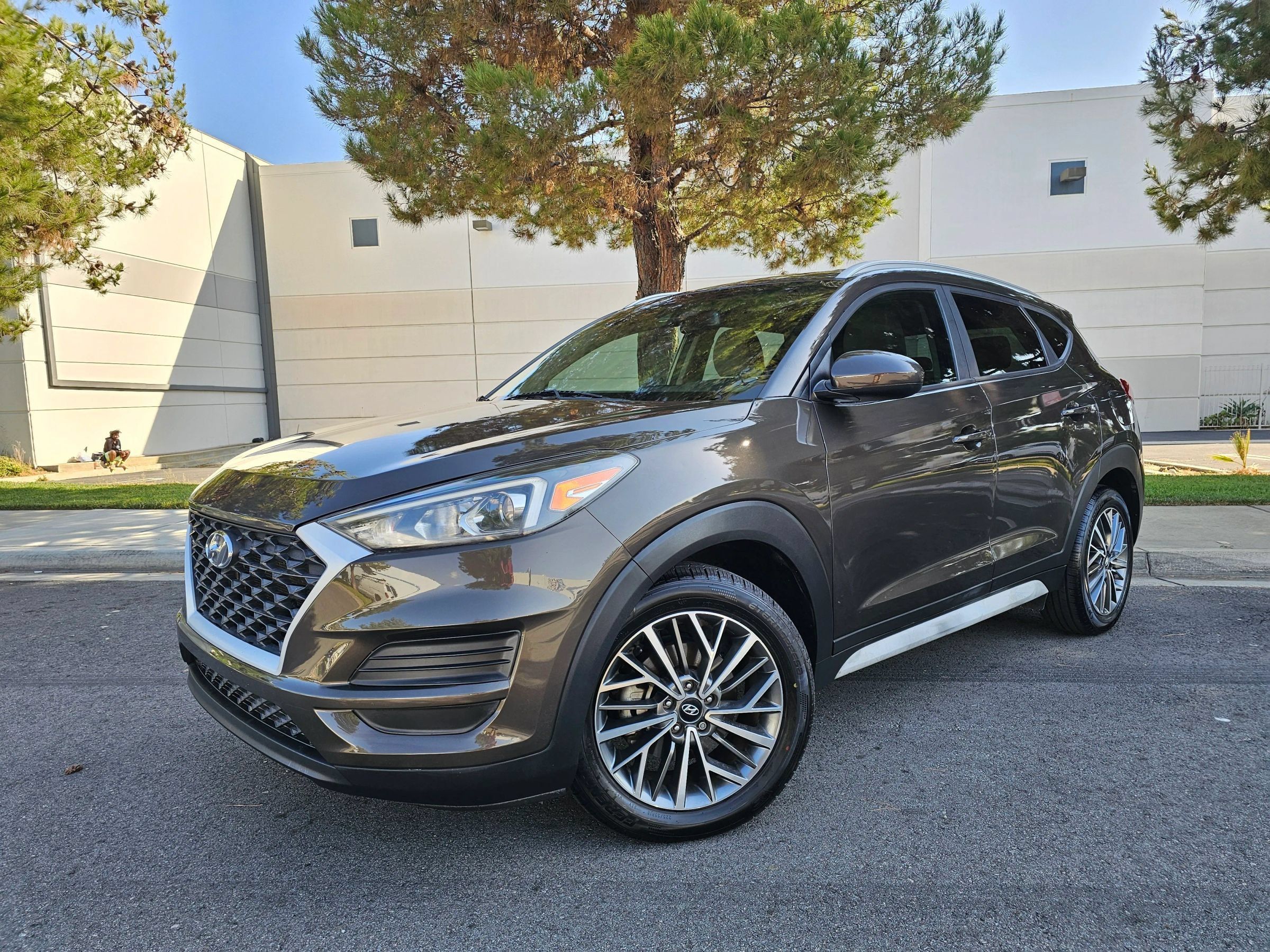 Used 2019 Hyundai Tucson SEL w/ Cargo Package FWD image 1