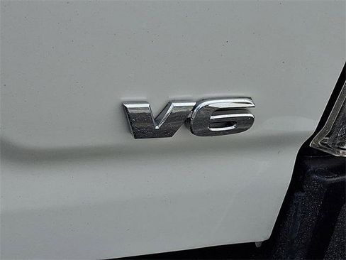 Certified 2023 Toyota Tacoma TRD Off-Road image 31