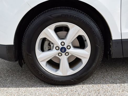 Certified 2020 Ford Edge SE FWD image 24