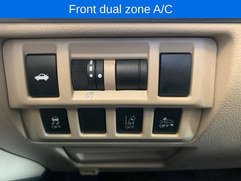 Used 2019 Subaru Legacy 2.5i Premium AWD/4WD image 9
