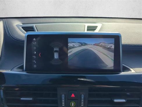 Used 2022 BMW X2 sDrive28i w/ Convenience Package image 18