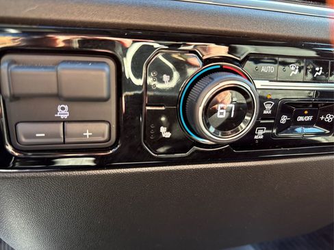 Used 2024 Chevrolet Silverado 2500 LT w/ All Star Edition image 31