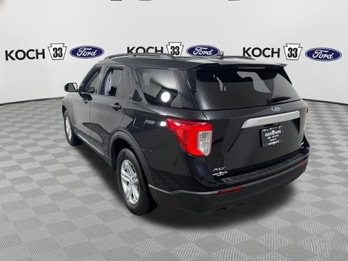 Used 2023 Ford Explorer XLT AWD/4WD image 6