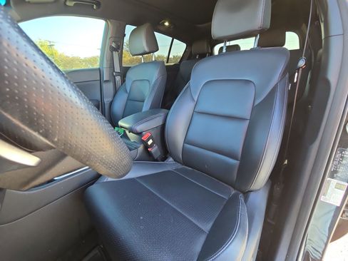 Used 2022 Kia Sportage Nightfall Edition w/ Nighfall AWD Premium Package image 11