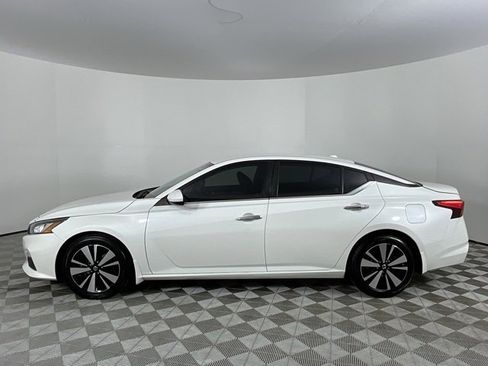 Used 2022 Nissan Altima 2.5 SV image 8