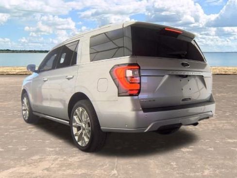 Used 2019 Ford Expedition Platinum RWD image 5