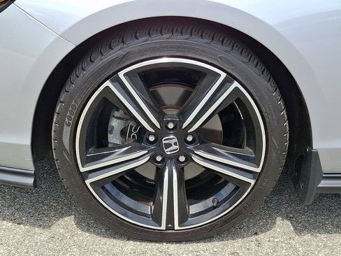 Used 2023 Honda Accord Sport image 8