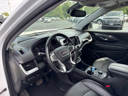 Used 2023 GMC Terrain SLT w/ Tech Package AWD/4WD image 19