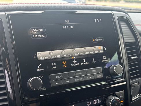 Used 2021 Nissan Titan PRO-4X w/ Pro-4x Convenience Package image 26