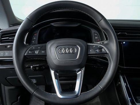 Used 2023 Audi Q8 Premium w/ Convenience Package image 9