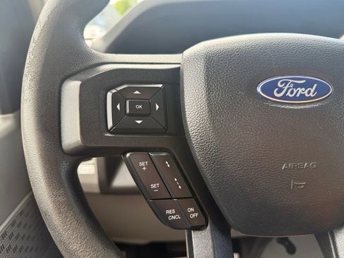 Used 2021 Ford E-350 and Econoline 350 Super Duty RWD image 18