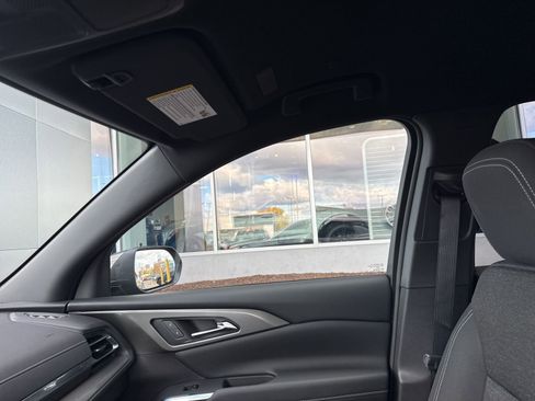 New 2026 Chevrolet Traverse LT image 27