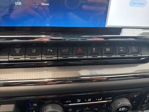 New 2026 Chevrolet Silverado 2500 ZR2 AWD/4WD image 20