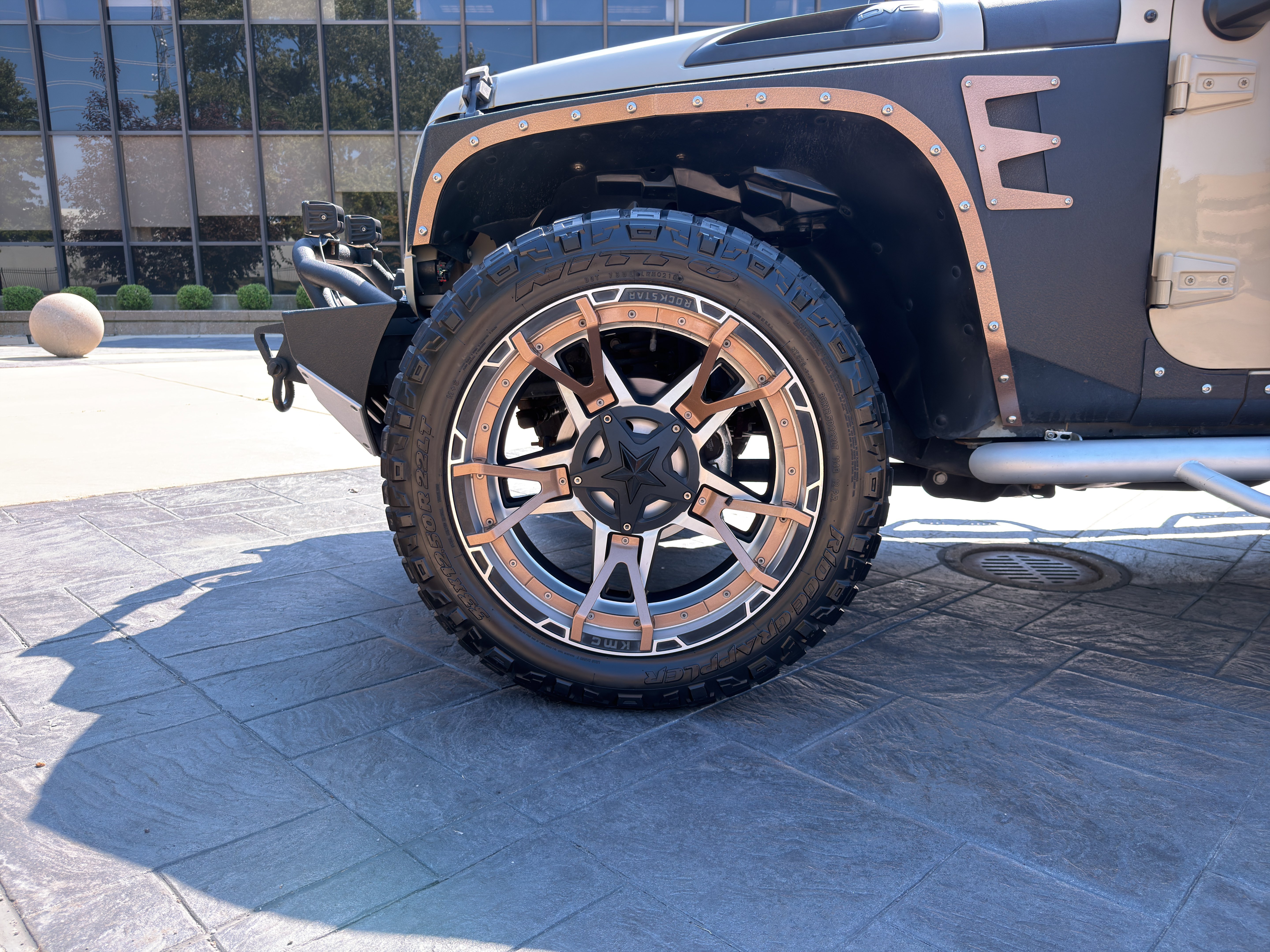 Used 2018 Jeep Wrangler Unlimited Sport S AWD/4WD image 11